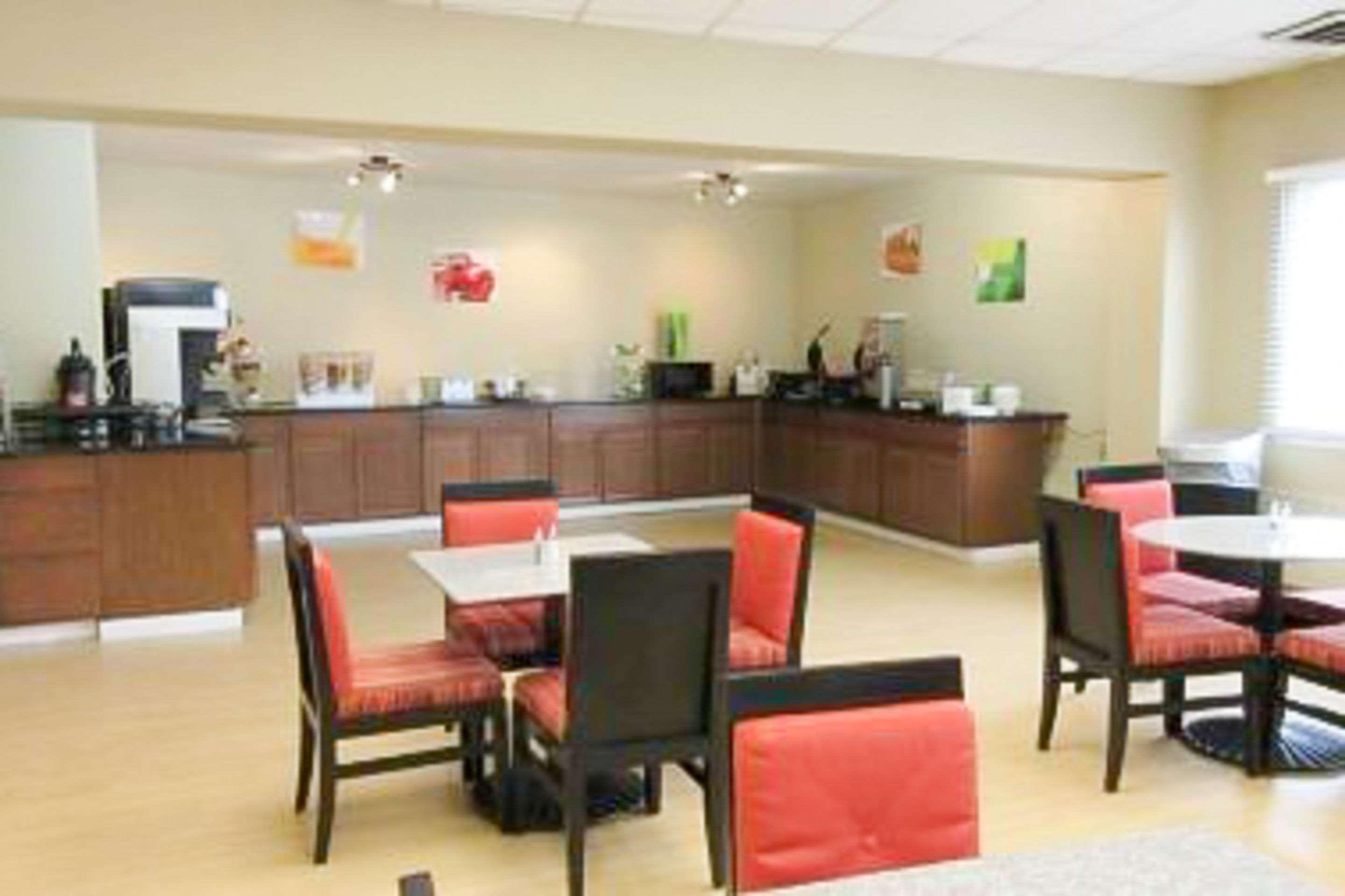 Quality Inn & Suites Airport Spokane Esterno foto